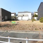 南陽台売地（更地渡し）建築条件はありません。